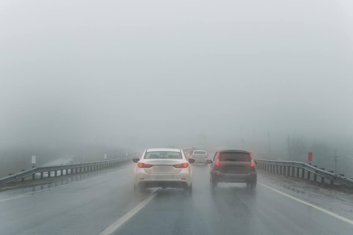 verkeer, regen, mist